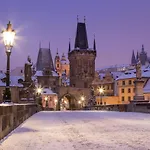 Old Town Square Holiday Homes