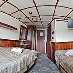 Florentina Boat