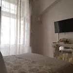 Apartments With The Lions