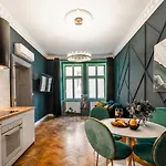 Charles Bridge Suite By Riverside