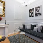 Vogue Apartment Near By Wenceslas Square