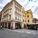 Old Town Square Suites Prague