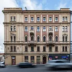 Designer Apartments In New Town By Prague Days - \