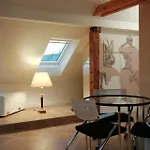 Patea Apartment Prague - Cozy And Quiet Apartment 42 Sqm Near The City Centre