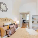 Rose Apartments / Romantic & Cozy / City Center