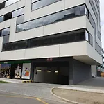 Kama Apartments