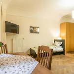 Stylish Studio At Lesser Town, Charles Bridge 3Min By Walk