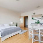 Jt\'S Apartments Korunni Str.