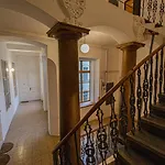 Ruterra Apartment Charles Bridge