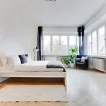 Top Flat 2 Bedrooms In Historical Center - Klimentska