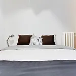 Top Flat 2 Bedrooms In Historical Center - Klimentska
