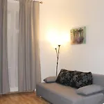 Modern Apartment Ve Smeckach 28