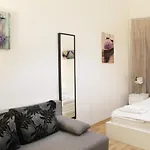 Modern Apartment Ve Smeckach 28