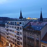 Prague Castle View Apartment