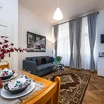 Tynska Ulicka Apartment