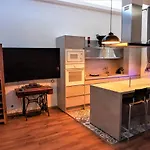 Maximilian Central Apartment
