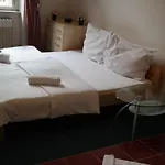 Hotel Praha Club Bed & Breakfast