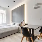 Lampi Aparthotel Prague