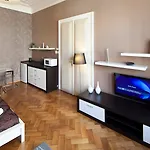 Old Town - Dusni Apartments