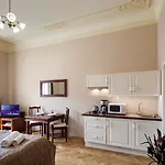 Old Town - Dusni Apartments