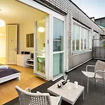 New Town - Apple Apartments