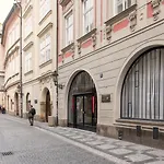 Opitzuv Dum