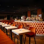 Sky Suite Hotel