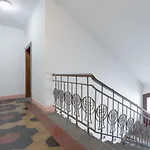 Bright And Spacious Attic Apartment