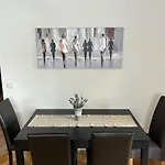 Praha 3 Apartman S Balkonem