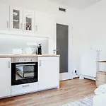 Turnkey I Balcony Studio By National Memorial
