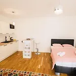 Smile Studio