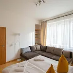 Bright Ruterra Apartment In The Heart Of Prague