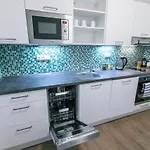 Cozy Apartment In Quiet Courtyard Near Charles Bridge
