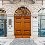 Luxury Apartment Located In Nove Mesto In The Centre Of Prague