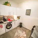 Studio & Family - Masionette 24ノ7 Near By Shopping Center