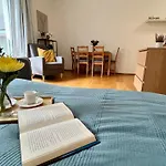 The Apartment Close To The City Center And O2 Arena