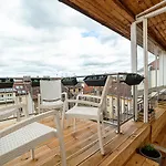 Big 4-Bedroom Flat, Terrace With Great Vitkov View