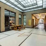 Dlouha Palace - Live In One Of The Best Streets