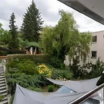 Lovely 3Bd - Rooftop - Jacuzzi&Sauna