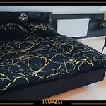 Rm Luxury Apartment In Prague • 6 People • Free Parking • Pets