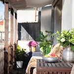 Castle View Apartment Prague