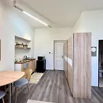 1 Bedroom Studio Close To Palmovka