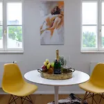 Luxurious, Charming Studio Perfect For Couples