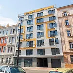 Brand New Studio Apartment #51 With Free Secure Parking In The Center