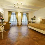 Spa Beerland Chateaux - U Zlate Hrusky / At Golden Pear