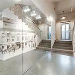 Royal Residence Apartments In The Heart Of Prague