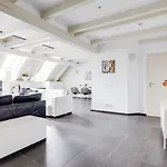 Spacious Stylish Attic In The Heart Of The Center - Karlovo