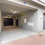Studio Brand New Apartment #28 In New Building With Free Parking In City Center
