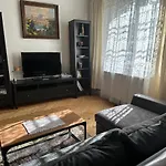 Apartments & Restaurant Tkalcovsky Dvur