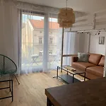 Central Karlin Apartments